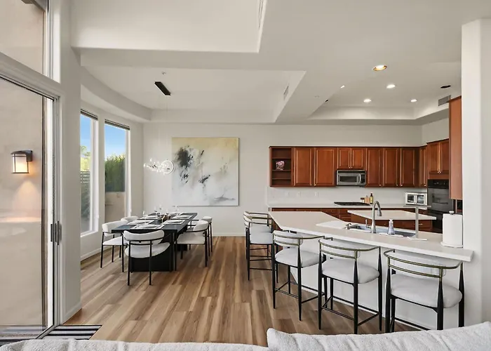 White Feather 3br Retreat Pool & View * Scottsdale