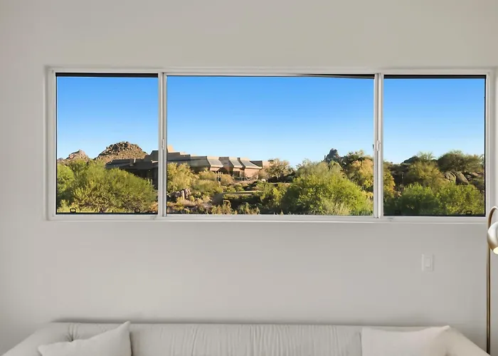 White Feather 3br Retreat Pool & View * Scottsdale