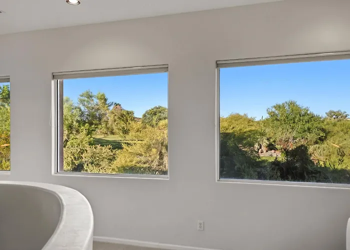 White Feather 3br Retreat Pool & View *